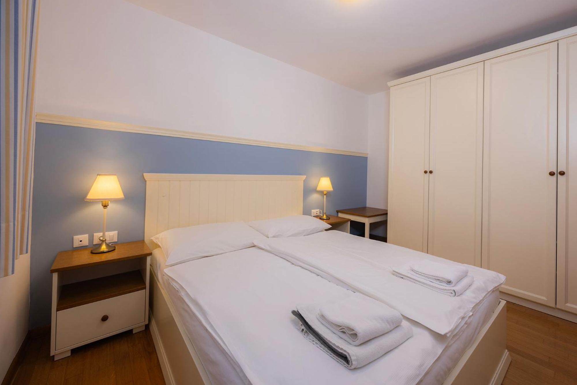 Lakeside Apartments Bled Room photo